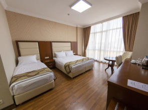 Отель Era Palace