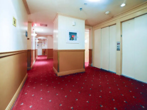 Night Hotel Broadway