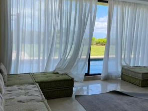 Magnifique villa de 1500m^avec piscine