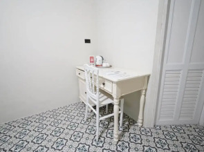 2499 Heritage Chinatown Bangkok Hotel By RoomQuest