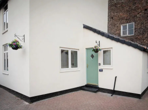 Ridley House Apartments
