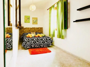 Apartment Oleada With sea Views and Wifi on the Seafront in Caleta de Caballo