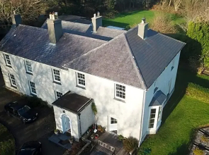 Reenglas House