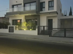 Cozy 3 Bedroom Villa Close to the Beach