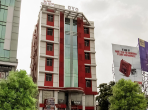 OYO 37036 Sapna Guest House