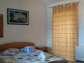 House for Families and Pets Welcome