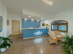 The Fantastic Residenza Badus 1 Bedroom Sleeps 4 Plus Child