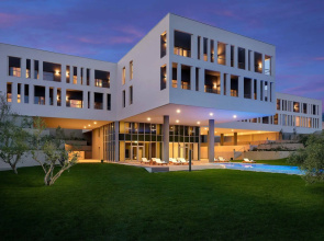 Hotel Salona Palace