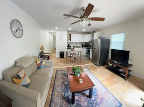 Renovated 2 Bedroom in Durham Superhost