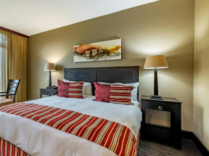 African Sky Hotels - Pine Lake Inn