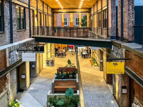 Modern Downtown Birmingham Condo w/ Rooftop Access