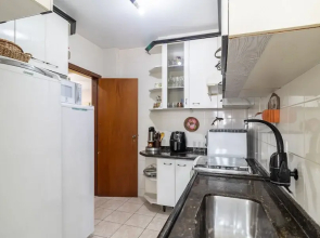 2 Bedroom apt 350m fr the Beach, BC Center Btr0302