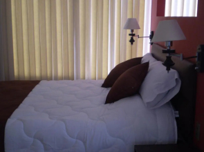 Bolivian Rooms & Suites (Zona Sur)