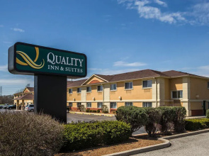 Quality Inn & Suites South