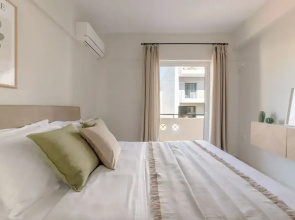 Superior 3BR Apartment in Chalandri