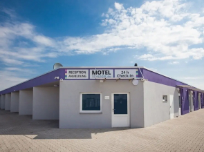 MOTEL Schlegel
