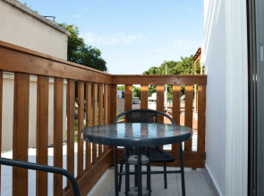 Alecos Hotel Apartments