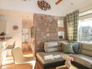 2 Duck Cottage, Chathill