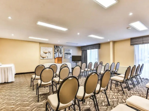 Comfort Inn Ambassador Bridge