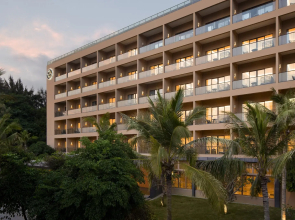 Sheraton Maoming Romantic Beach Resort