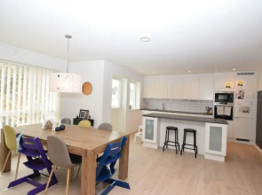 Solferie Holiday Home Bordalssvingen