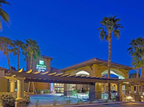 Holiday Inn Express & Suites Rancho Mirage - Palm Spgs Area