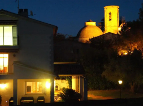 Les Canyes Cottage