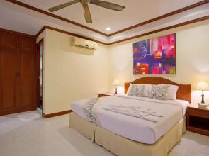 The Yim Siam Hotel