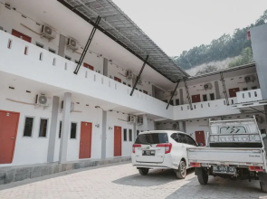 RedDoorz near Gatot Subroto Lampung 2