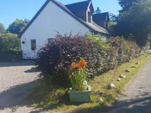 Tunnag Cottage
