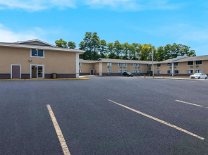 Econo Lodge Portage