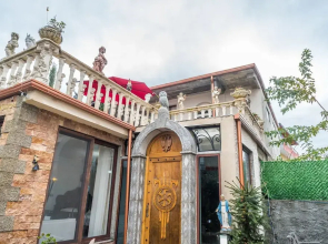 Kanuni - Authentic Albanian House
