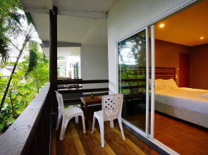 Apple Beachfront Resort