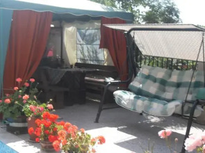 Vlad - Tanya Guest House