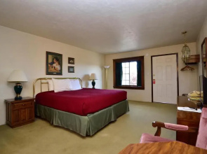 Sequim West Inn