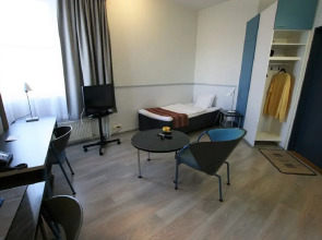 Skyline Airport Hotel