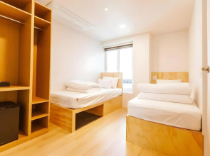 Step Inn Myeongdong 2 - Hostel