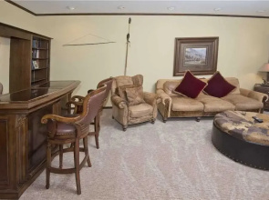 Sunburst Residence 5 Bedrooms 3.5 Bathrooms Home