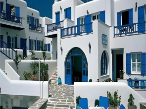Petinos Beach Hotel