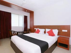 The South Gate by OYO Rooms