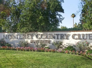 Private Country Club Condo on awesome golf course!