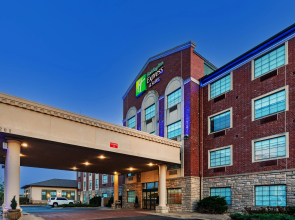 Holiday Inn Express & Suites Tulsa S Broken Arrow Hwy 51 by IHG