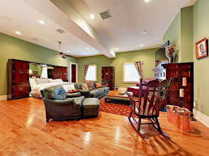 300 Drayton Condo 4 Bedrooms 3.5 Bathrooms Condo