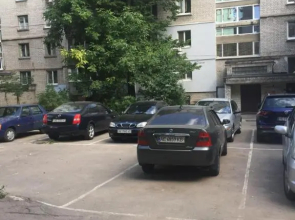 Apartments Robocha Street 81 Kirova