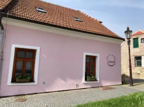 Apartmány S Vinným Sklepem