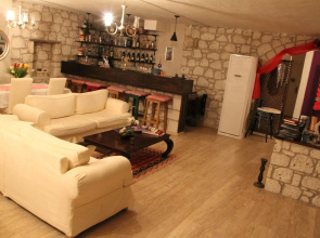 Begonvil Otel Alacati