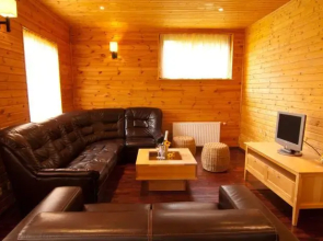 Tourism And Relaxation Centre Plosti