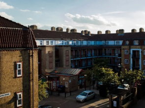 2 Bedroom Flat near Canary Wharf Sleeps 4