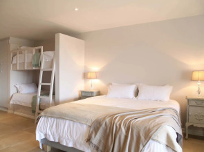 Sunrise Bay Self-Catering Accommodation