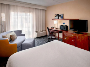 Courtyard By Marriott Hartford/Windsor Airport